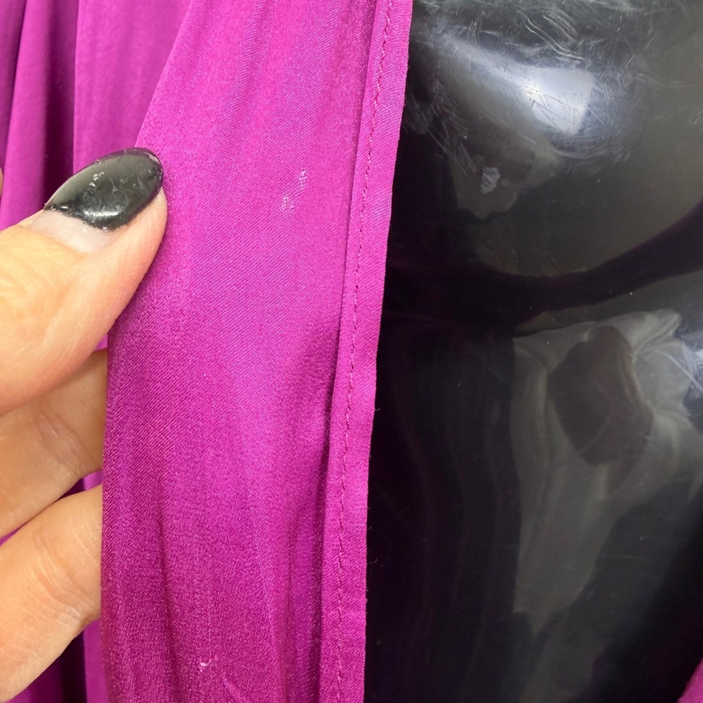 Torrid Womens Magenta Purple Surplice Draped V-Neck Blouse Silky Sexy 00 L - Picture 7 of 13